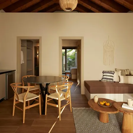 Poesia Hotel Lakíthra