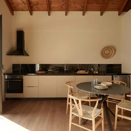 Poesia Ξενοδοχείο Λακήθρα