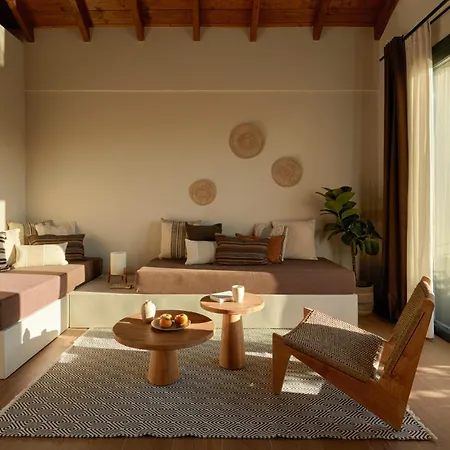 Poesia Λακήθρα